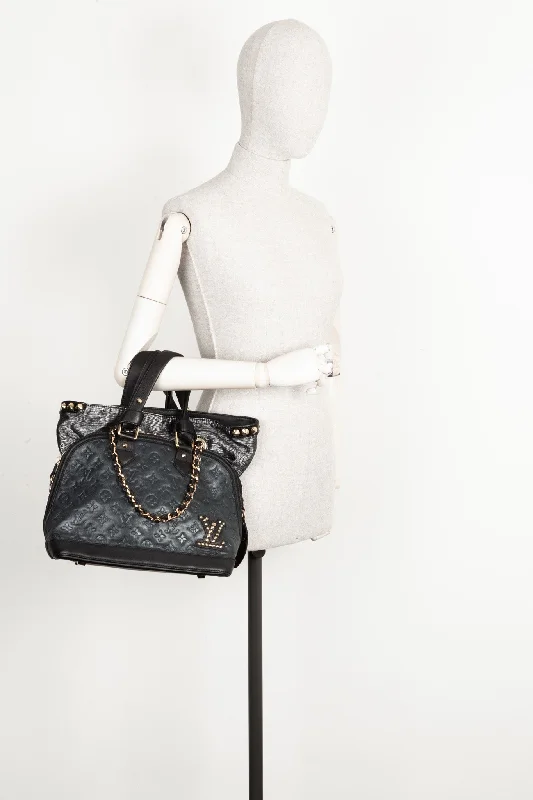 Women Gucci Sylvie bags featuring the signature web stripeLOUIS VUITTON Double Jeu Neo Alma MNG Empreinte Blue