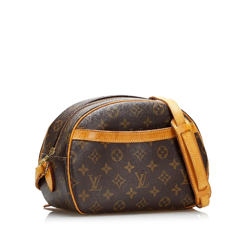 Women Gucci bags with a magnetic snap closure for easy accessLouis Vuitton Monogram Blois (bHyCy5)