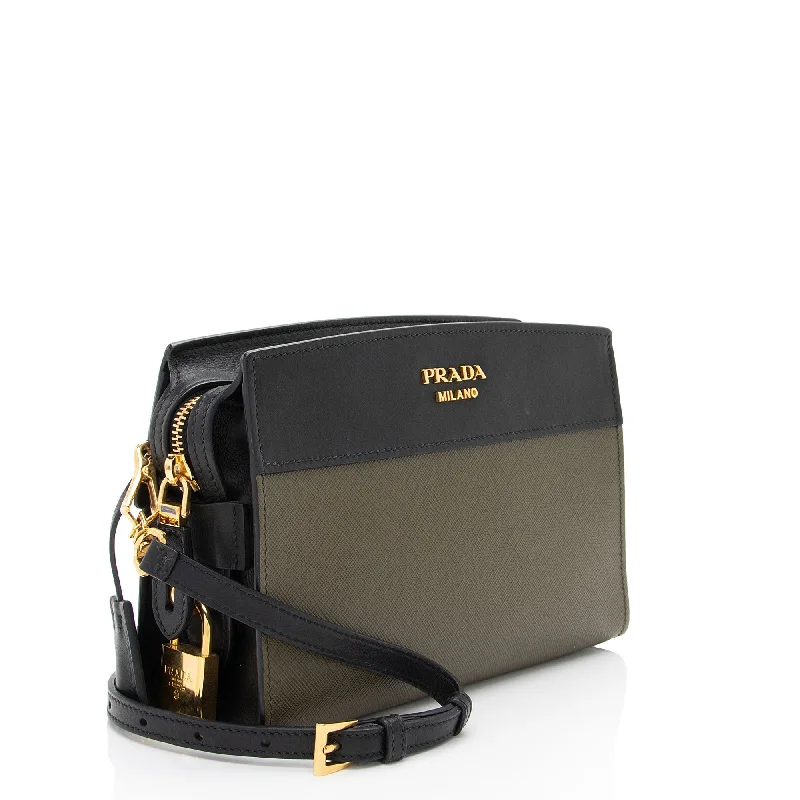 Ladies Prada Galleria bags with a detachable shoulder strapLadies Prada Galleria bags with a detachable shoulder strapPrada Saffiano City Calf Esplanade Crossbody LsE1k2