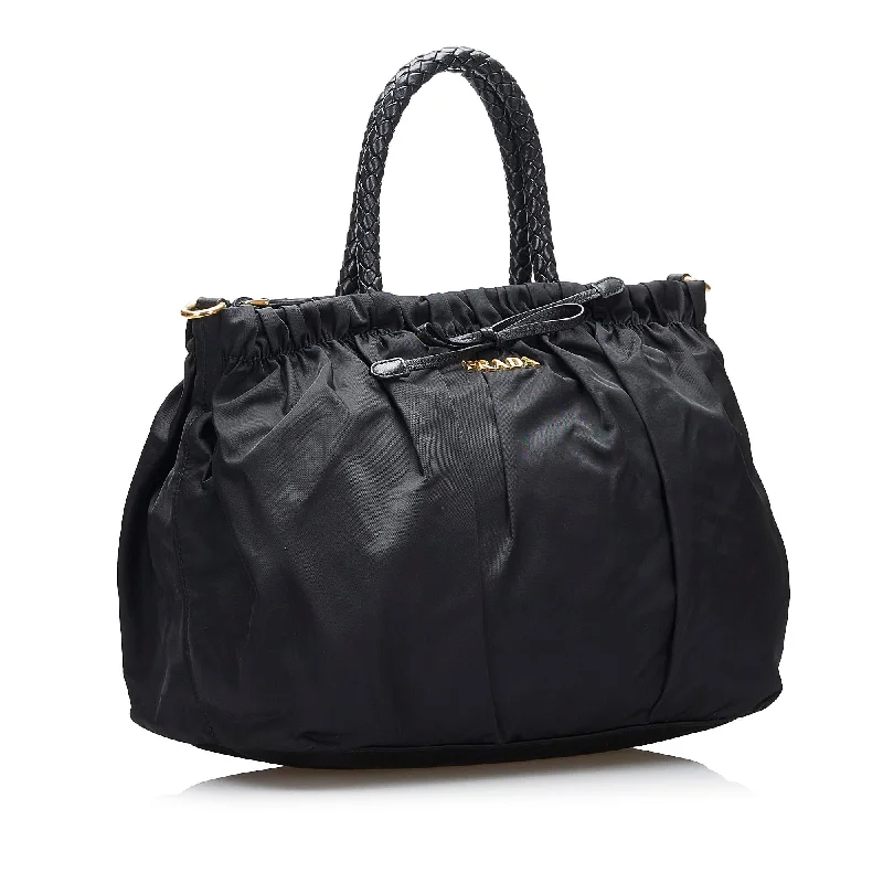 Ladies Prada Galleria bags with a detachable shoulder strapLadies Prada Galleria bags with a detachable shoulder strapPrada Tessuto Bow Satchel Runj4g