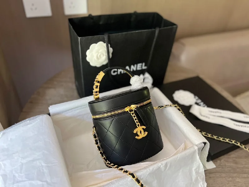 Chanel Chain Strap Handbag for Everyday UseChanel Chain Strap Handbag for Everyday UseNew Lux Bags Chanel  365