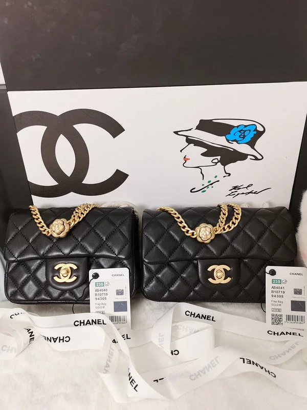 Chanel Quilted Leather Shoulder Bag for FashionistasChanel Quilted Leather Shoulder Bag for FashionistasChanel Bags