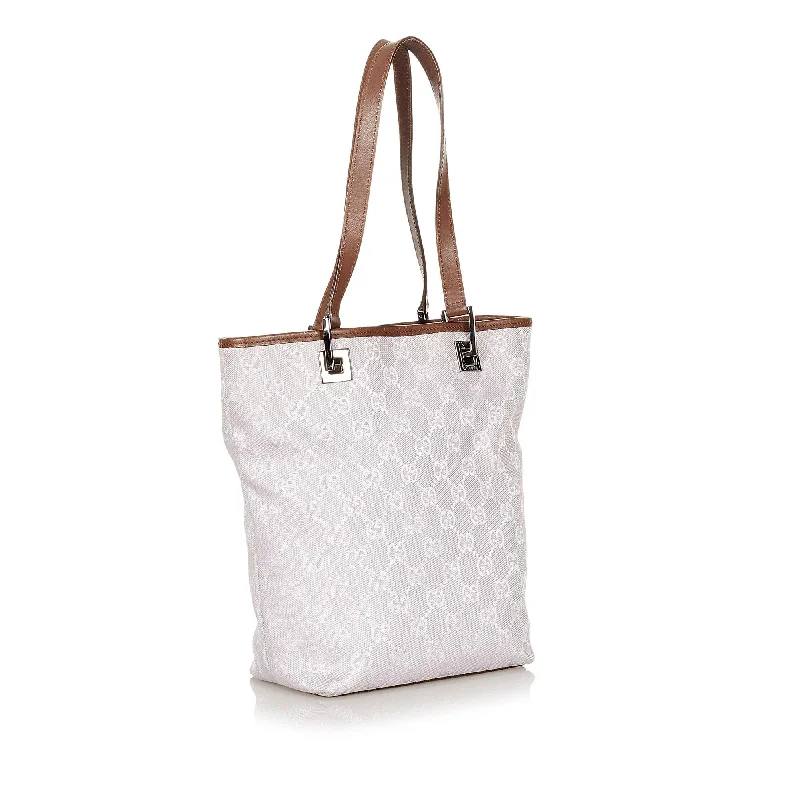 Gucci handbags for women with a beaded trimGucci GG Canvas Tote Bag (20948)