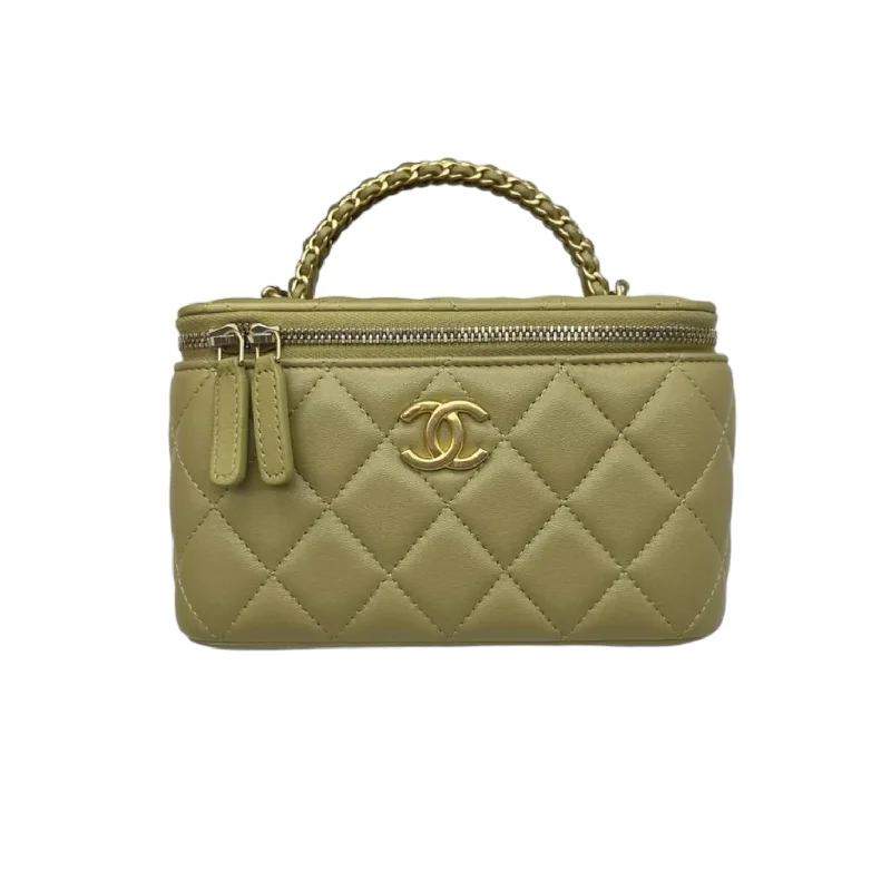 Chanel Designer Handbag with Unique DesignChanel Designer Handbag with Unique DesignLambskin Small Chain Top Handle Vanity Case Avocado Green GHW