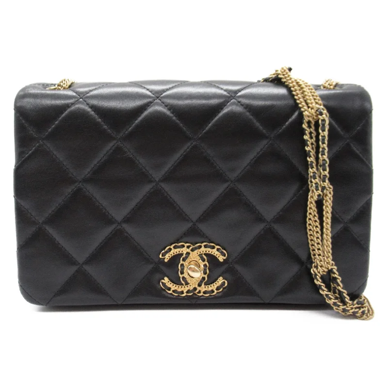 Chanel bags perfect for everyday elegChanel bags perfect for everyday elegCHANEL CHANEL19 ChainShoulder Bag Black Lambskin (sheep leather)