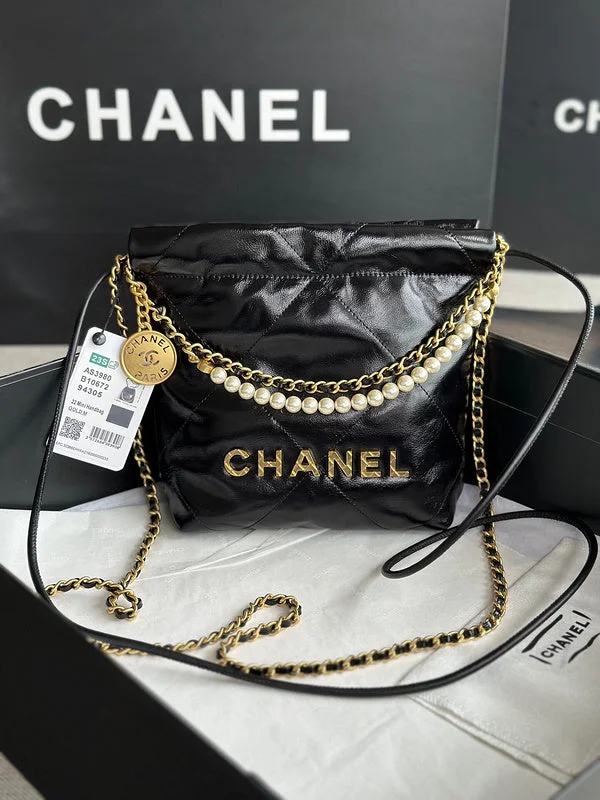 Chanel bags for women with minimalist styleChanel bags for women with minimalist styleChanel Bags