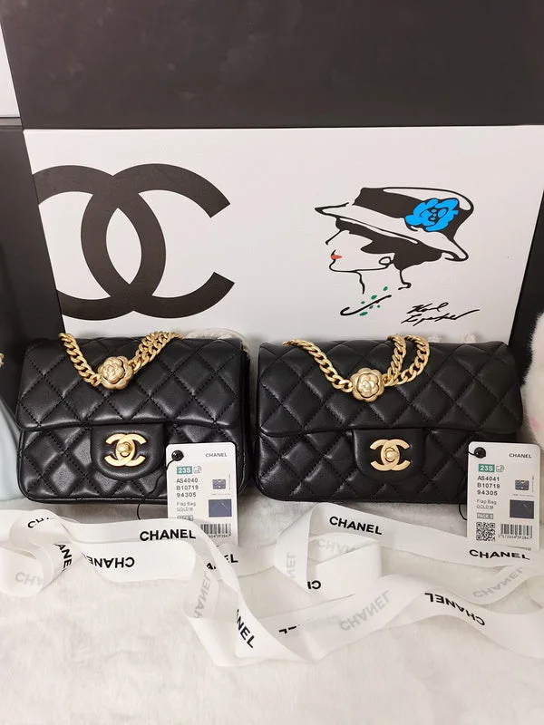 Chanel bags with iconic stitching detailsChanel bags with iconic stitching detailsChanel Bags