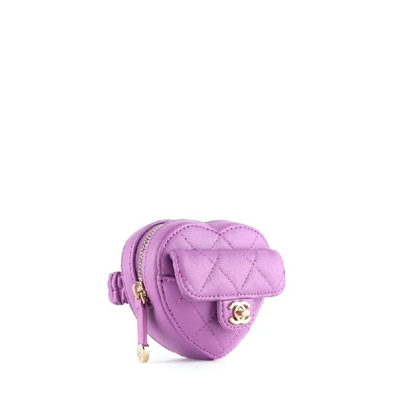 Chanel bags with iconic stitching detailsChanel bags with iconic stitching detailsCHANEL CHANEL Wallets Timeless/Classique