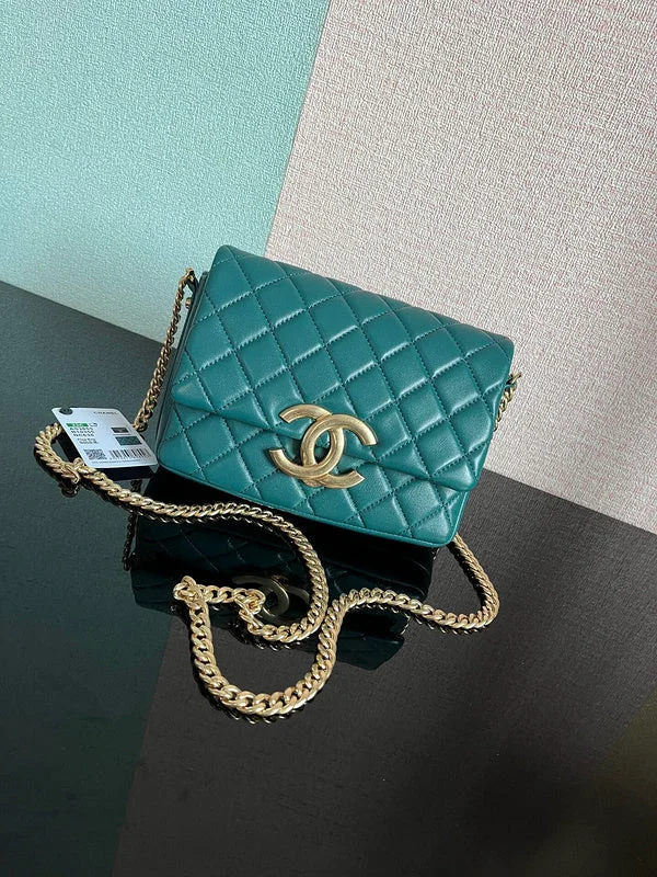 Chanel bags for a polished and professional appearanceChanel bags for a polished and professional appearanceChanel Bags