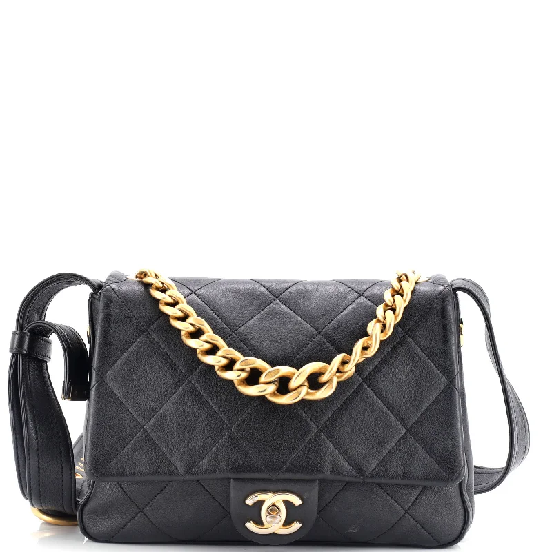 Chanel Colorful Handbag for Spring OutfitsEasy Mood Flap Bag Quilted Calfskin Medium