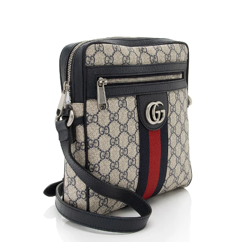 Women Gucci bags with a chain - link trim and a leather bodyGucci GG Supreme Ophidia Small Messenger (UNzoO2)